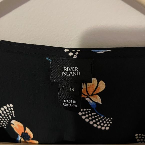 River Island Blouse  - Picture 3 of 3